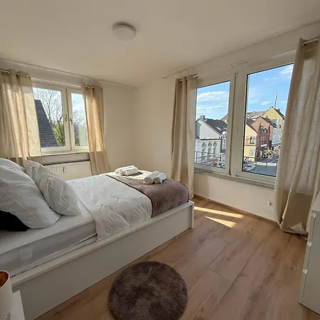 Business&travel Nähe Arena Apartment *